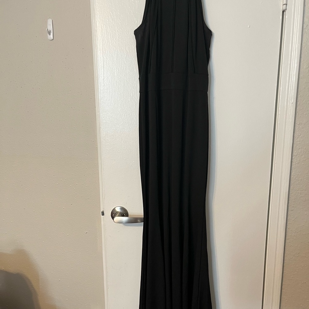 Flowey black evening gown